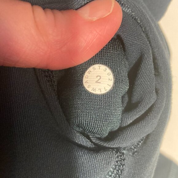 Lululemon Wunder Under Pant (Hi-Rise) (Tech Mesh 31") Submarine size 2 - Picture 9 of 9